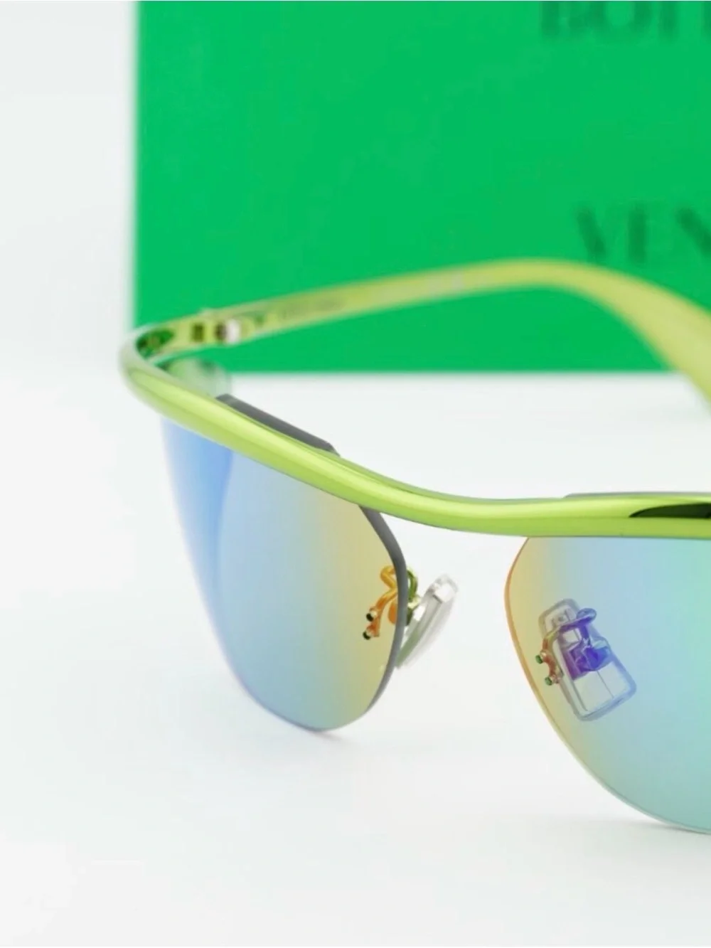 Bottega Veneta Cat Eye- mirror Frame Metal Sunglasses